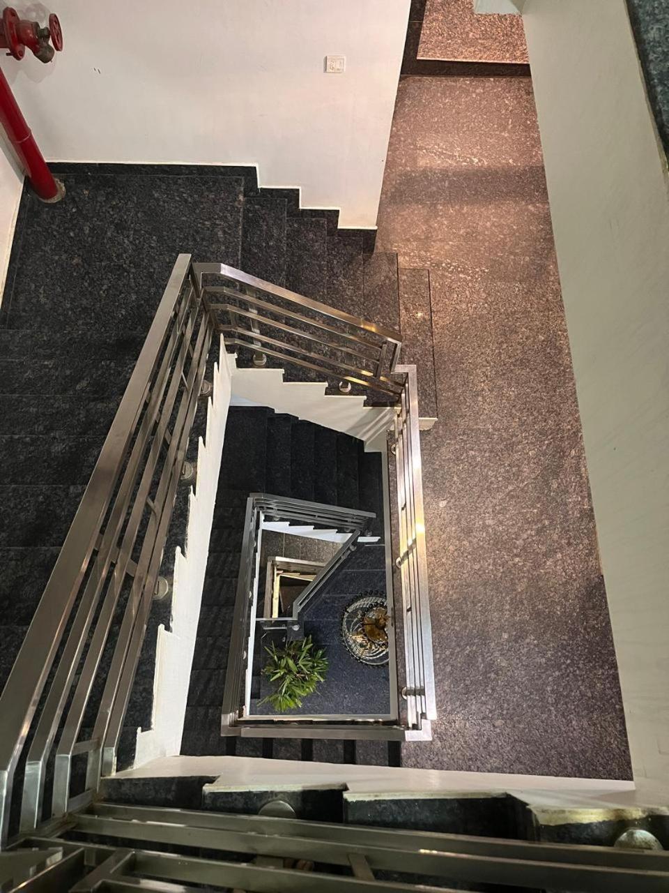 Hotel Parklane אגרה מראה חיצוני תמונה