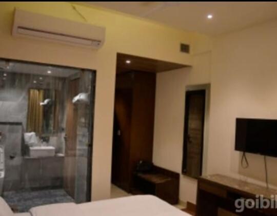Hotel Parklane אגרה מראה חיצוני תמונה