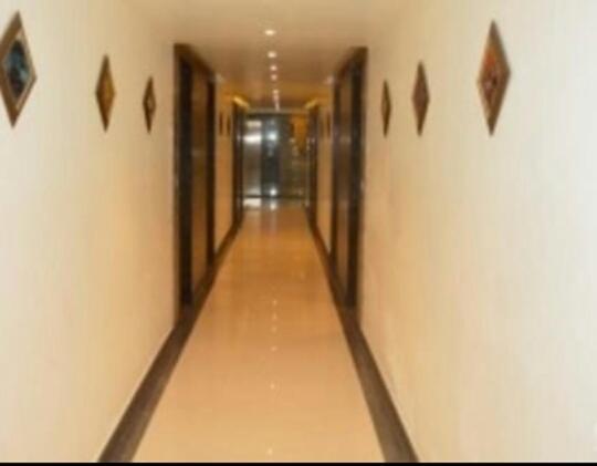 Hotel Parklane אגרה מראה חיצוני תמונה