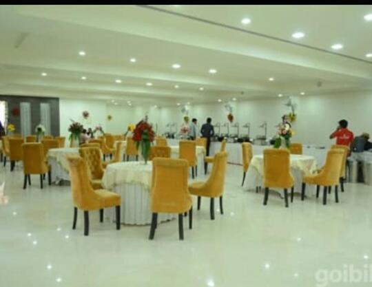 Hotel Parklane אגרה מראה חיצוני תמונה